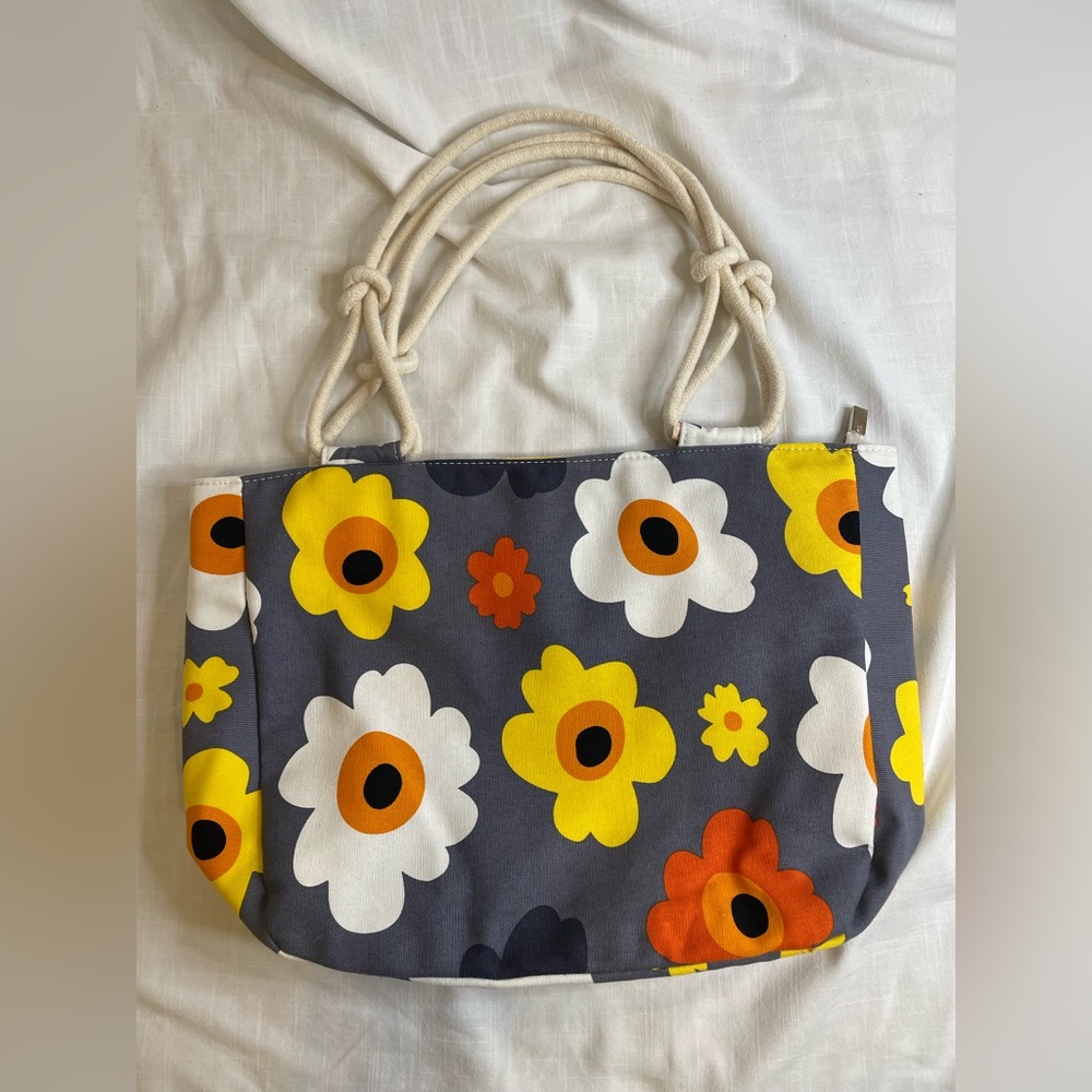Farmhouse tote